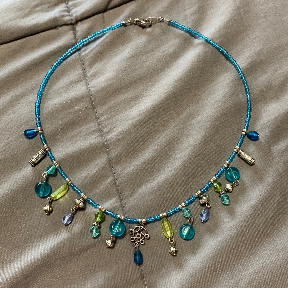 B. Moss necklace